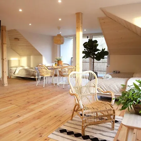 Ustron51 * 우스트론